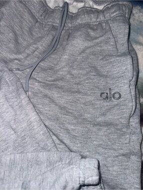 Alo sweatpants